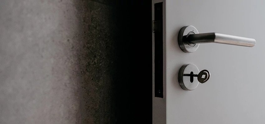 Front Door Handle Repair And Installation in Garden Grove, CA