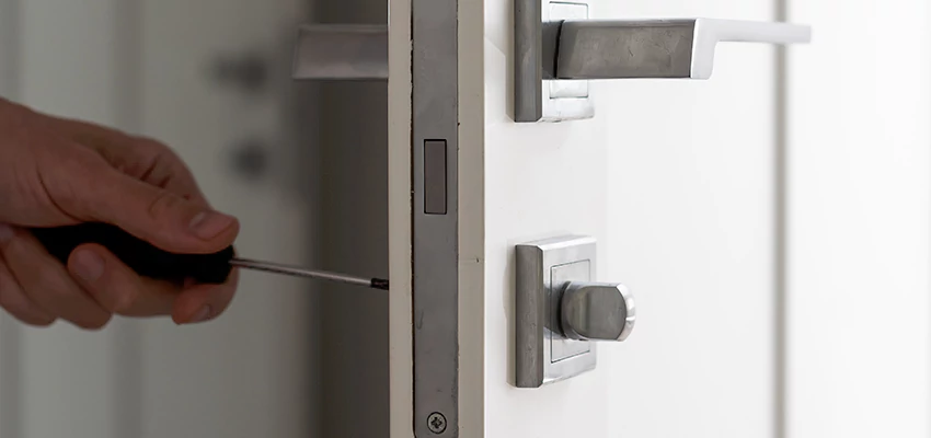 Key Programming Locksmith Open Now in Garden Grove, California
